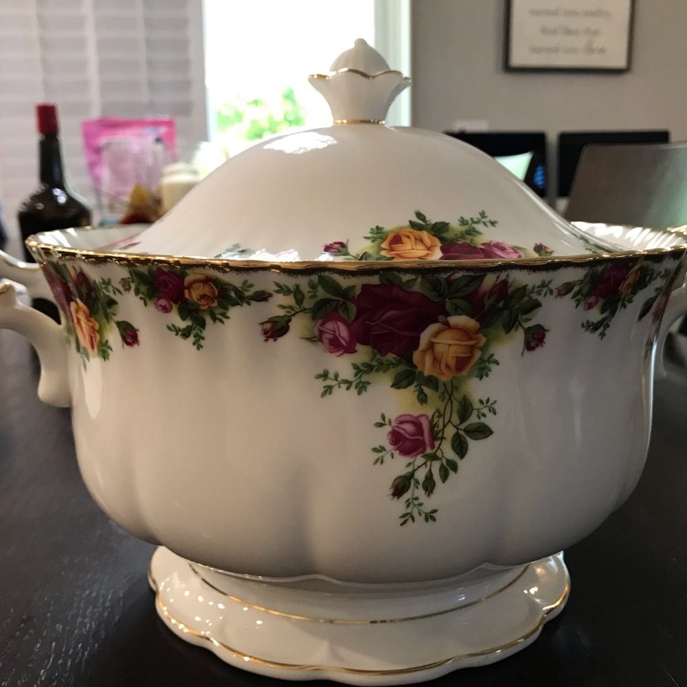 ROYAL ALBERT OLD COUNTRY ROSE - Picture 2 of 10
